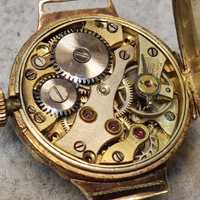 Stary złoty zegarek
