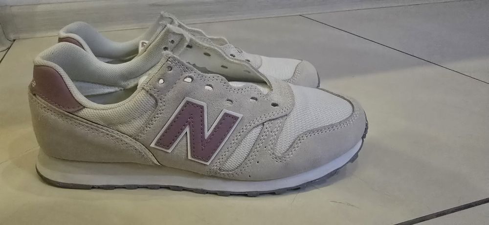 Sprzedam new balance damskie