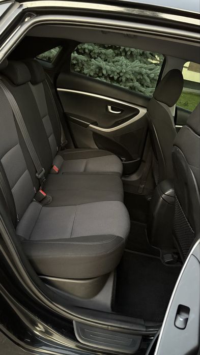 Hyundai i30 1.6MPI Дуже Гарна Офіціал!