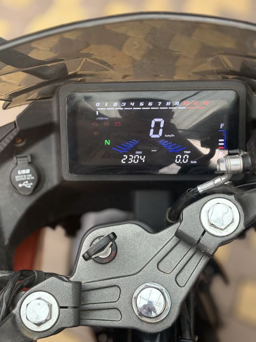 Продам мотоцикл Lifan 2025 года