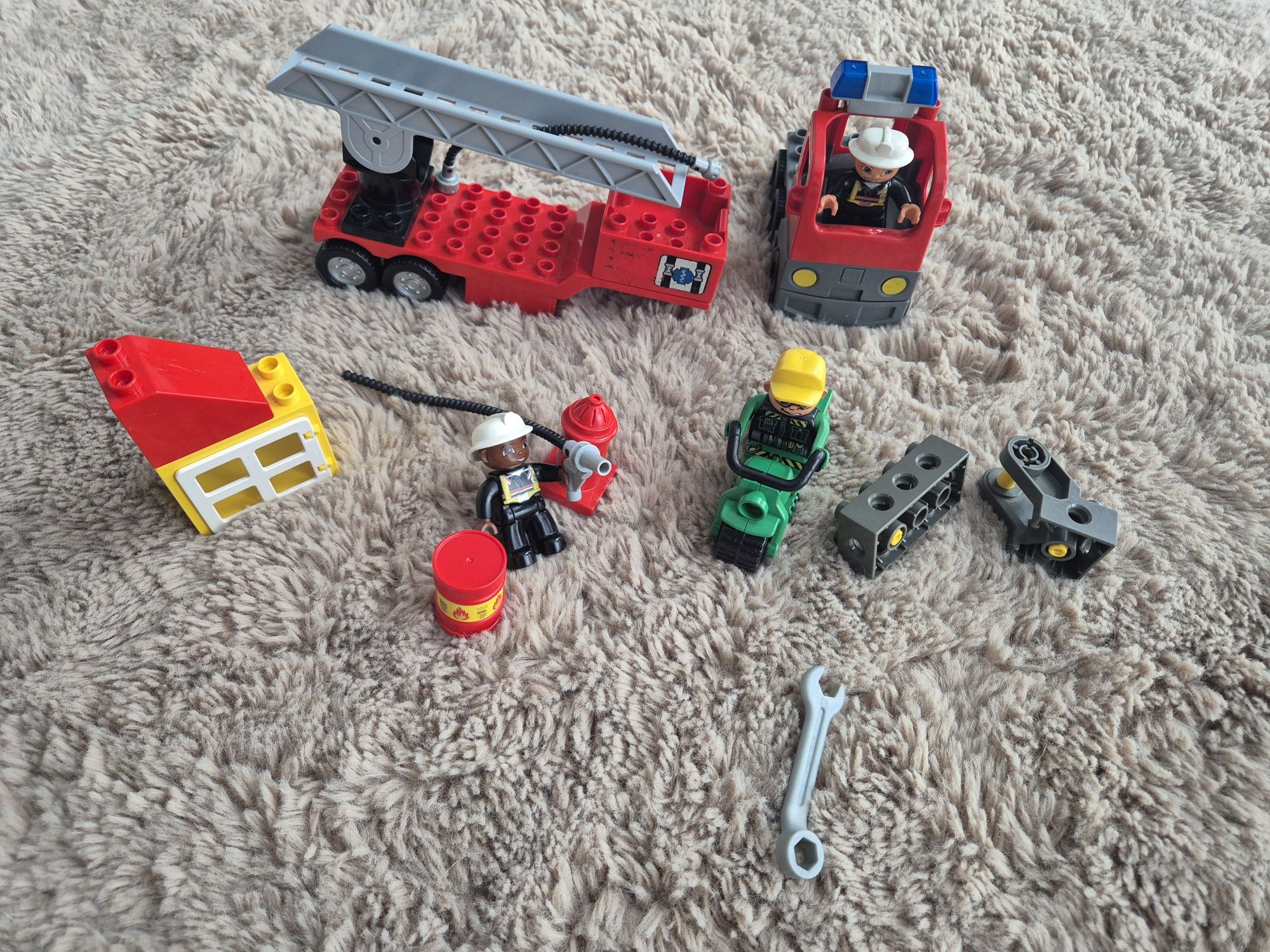 Lego Duplo Straż Pożarna plus motor