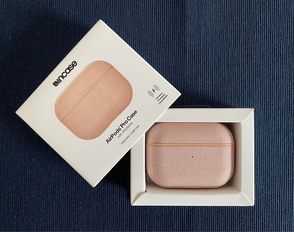 Etui case nowe Incase z materiału Woolenex do słuchawek AirPods Pro