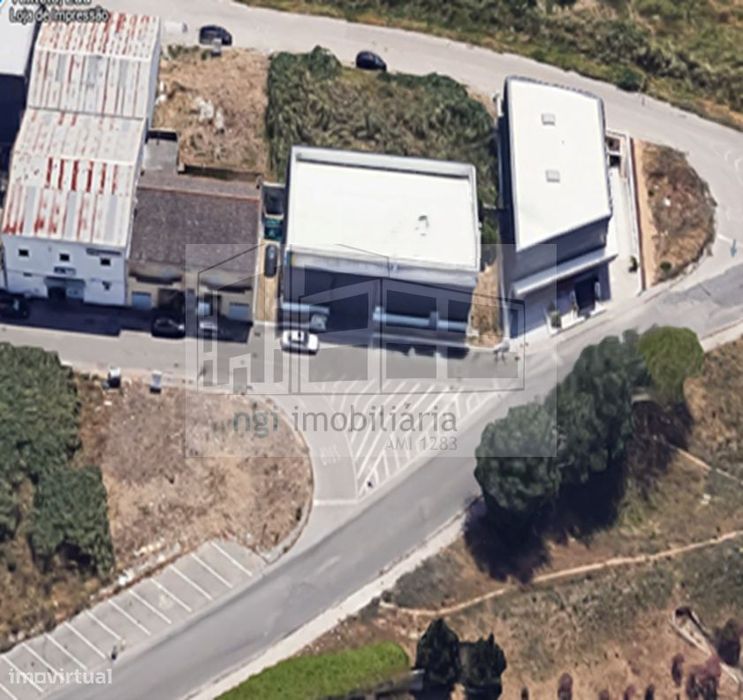 Armazém Zona Industrial de Frielas - Loures