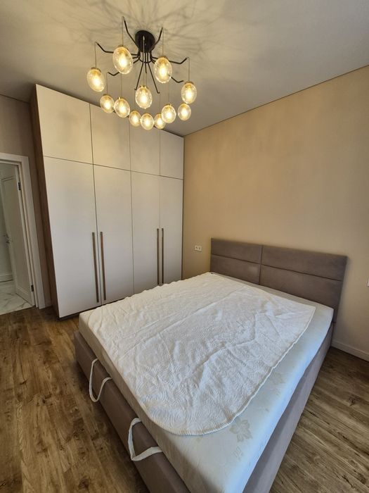 Продаж 1.5 кім.квартири ЖК" Квадрат "