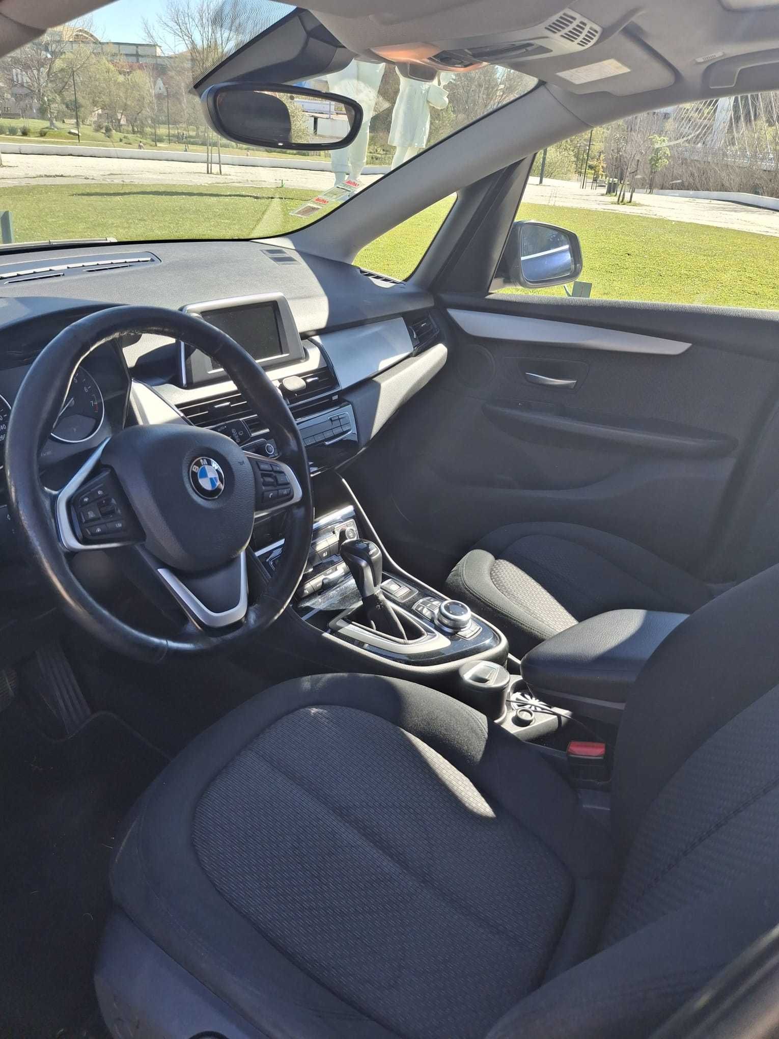 BMW 225 Plugin ano 2017