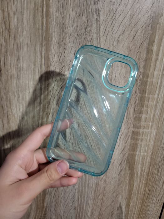 Продам чехол на айфон 11 новий