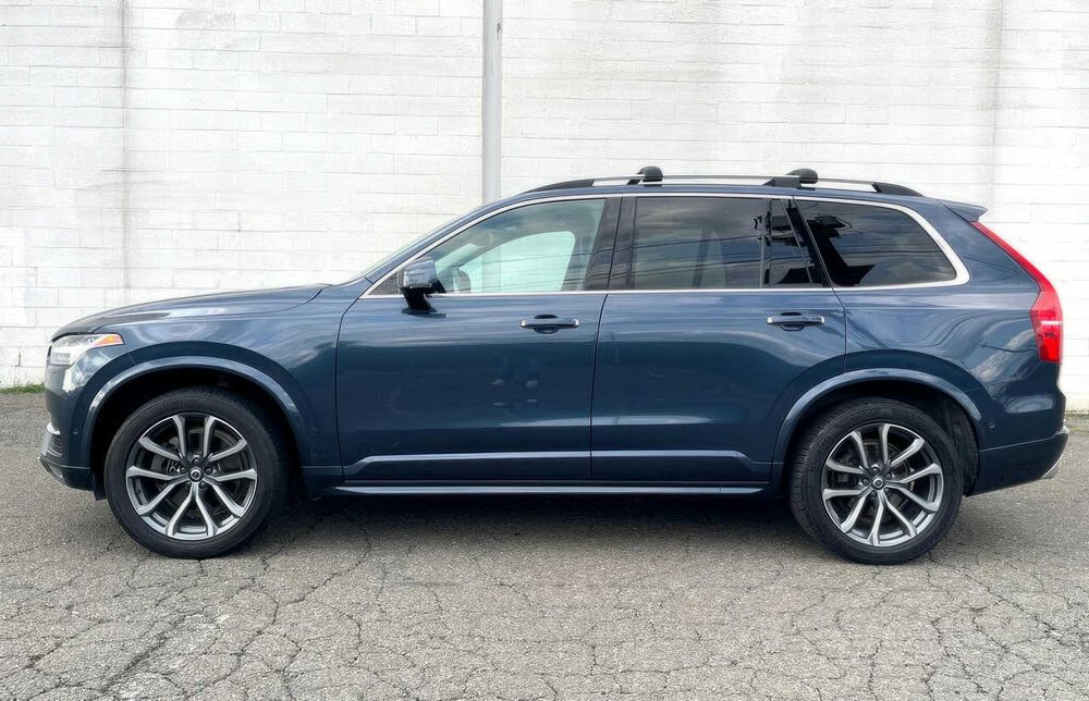 Volvo XC90      2019