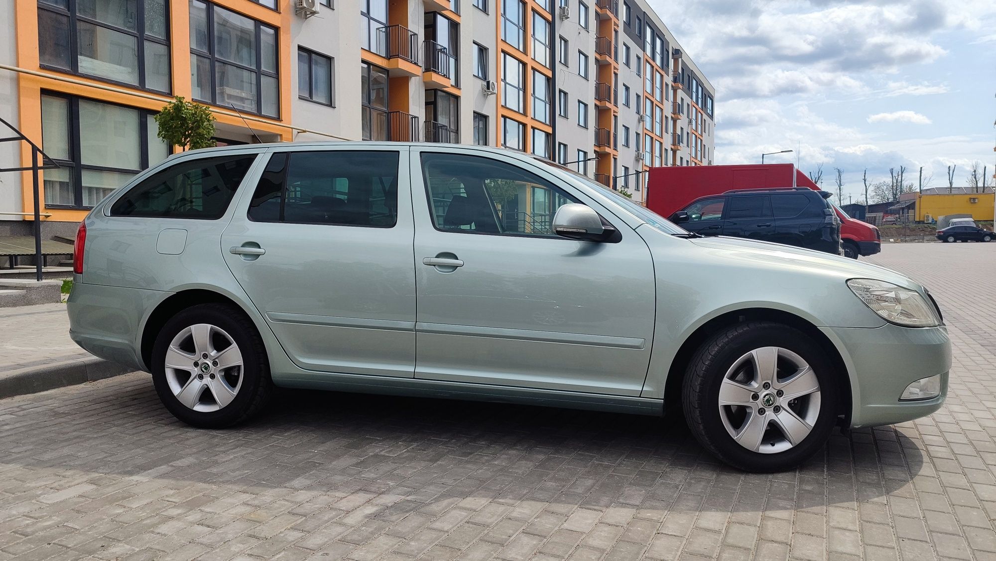 Skoda Octavia 1,6 MPI на Aisin автомат Кпп, Elegance