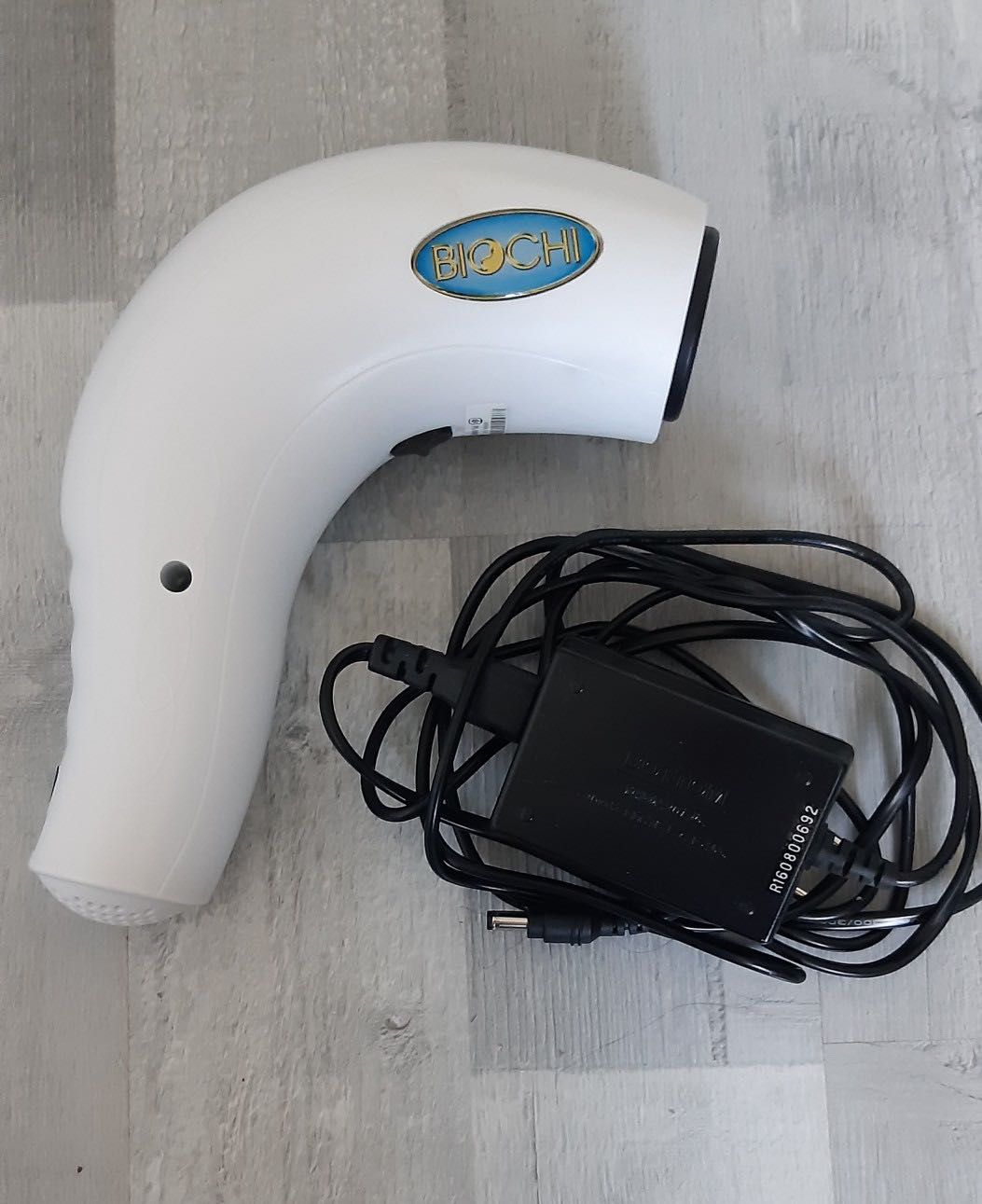 Lampa lecznicza do terapii światłem spolaryzowanym Biochi Medic