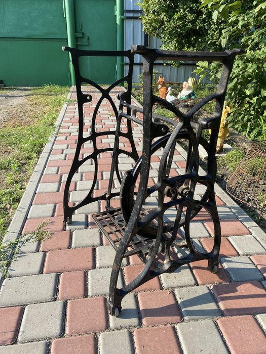 Станина швейна машинка орша Singer подольськ мангал барбеку доставка