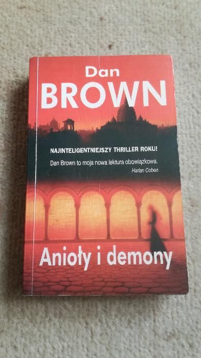 Sprzedam książkę Dan Brown "Anioły i demony"