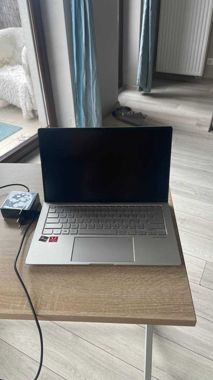 Laptop Asus Zenbook um433da 8/256
