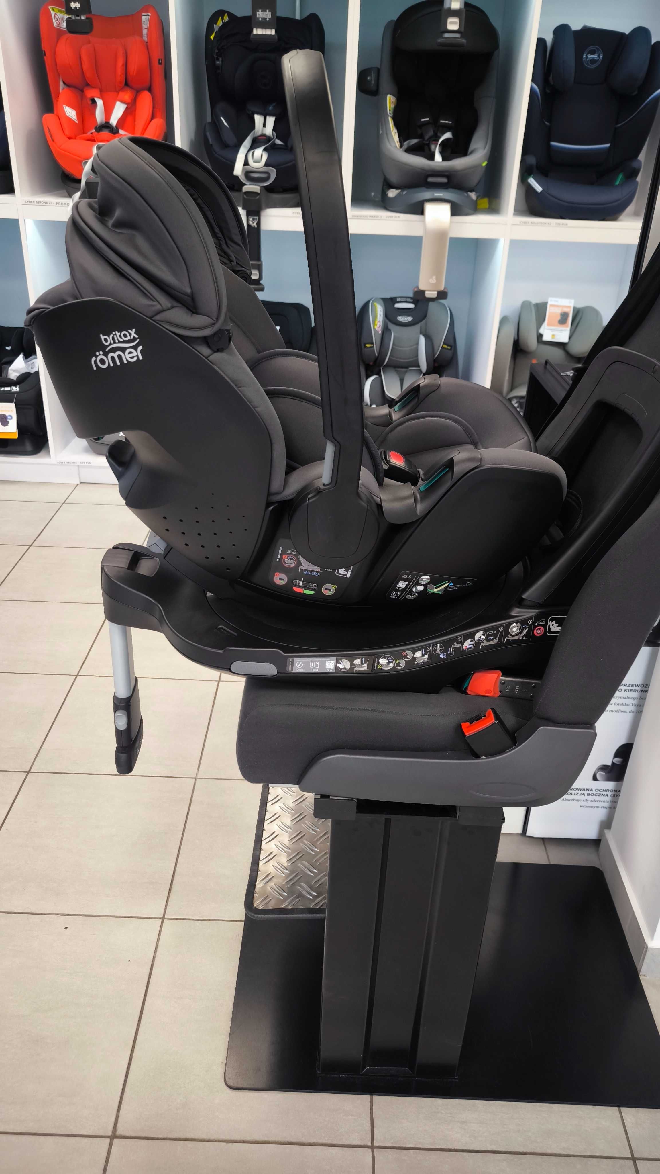 Britax Roemer BABY-SAFE PRO + Obrotowa baza ISOFIX - fotelik 0-13kg