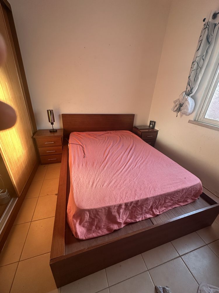 Cama de casal madeira