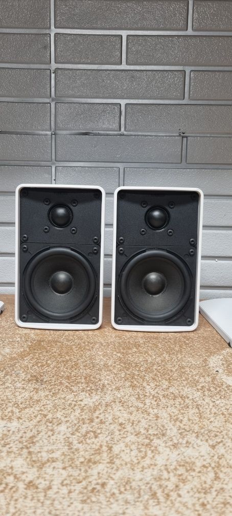 Kolumny monitory CANTON PLUS GX.3