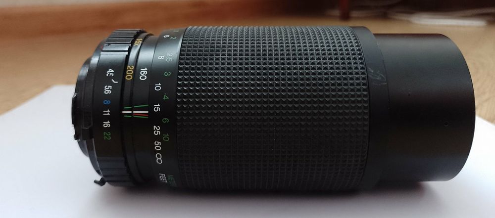 Об'єктив Vivitar 75-200 mm