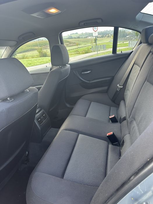 Sprzedam BMW E90 320i