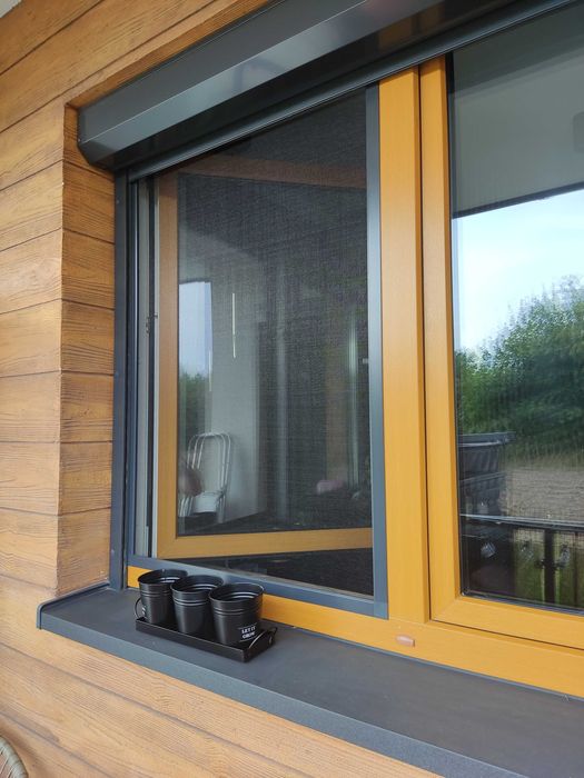 Moskitiera okienna do okna Moskitiery siatka na owady komary muchy