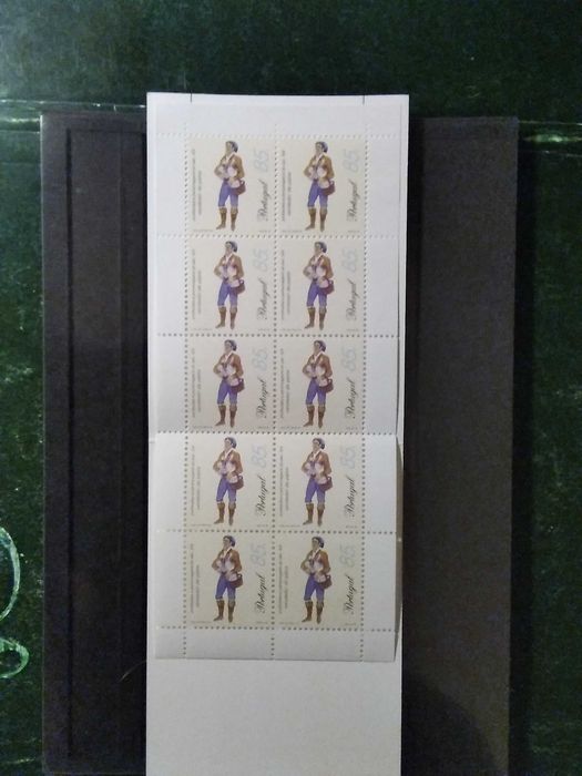 1998 Caderneta Profissões e Personagens Séc XIX MNH **