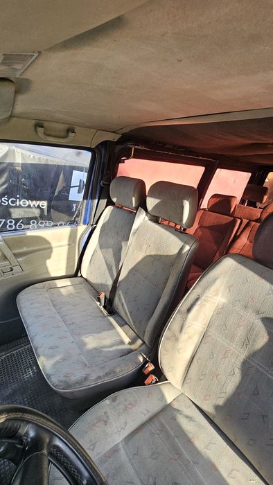 Volkswagen Transporter (T4)- 9 osobowy