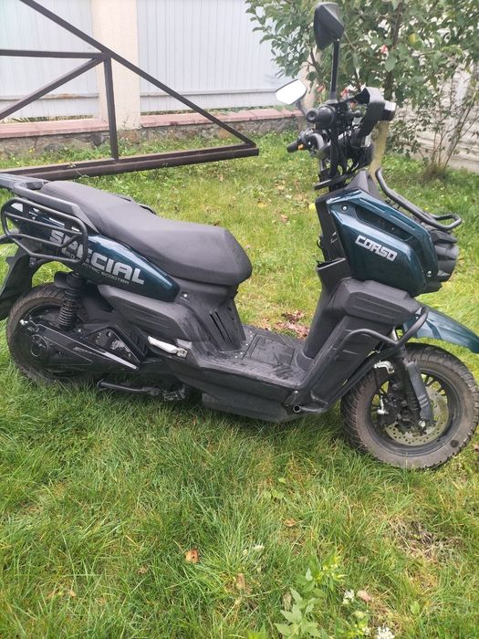 Електроскутер Corso Special 2000W 72V/38Ah 12''