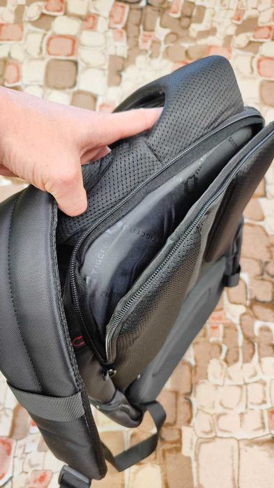 Новий рюкзак для ноутбука з USB Tigernu T-B3143