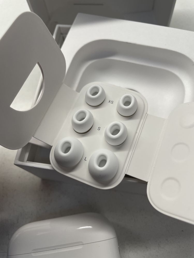 Airpods pro 2 c/ magsafe