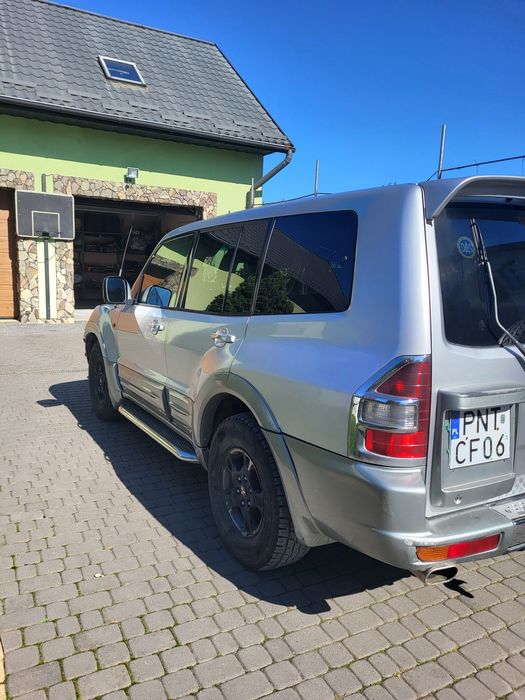 Mitsubishi pajero повнопривідний
