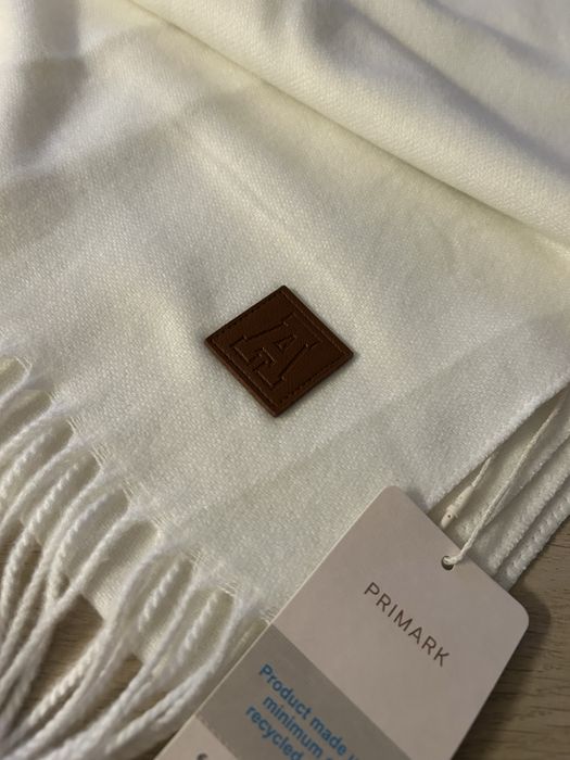 Szalik primark kremowy