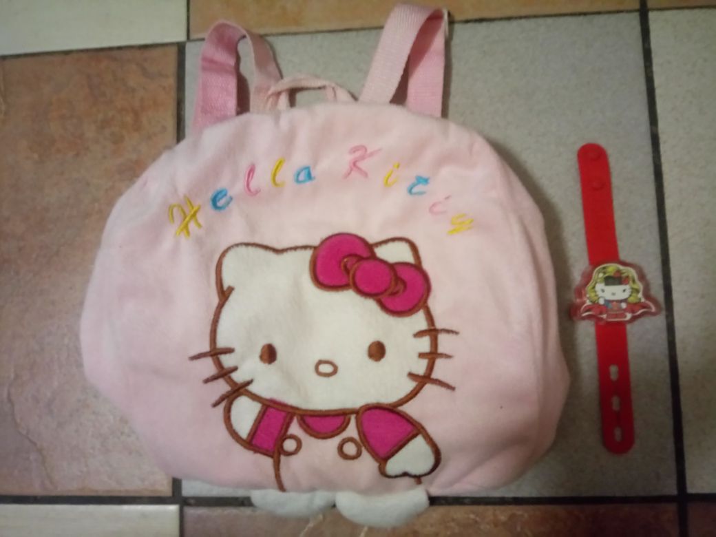 Hello Kitty: Часы новые  и Рюкзак б. у.