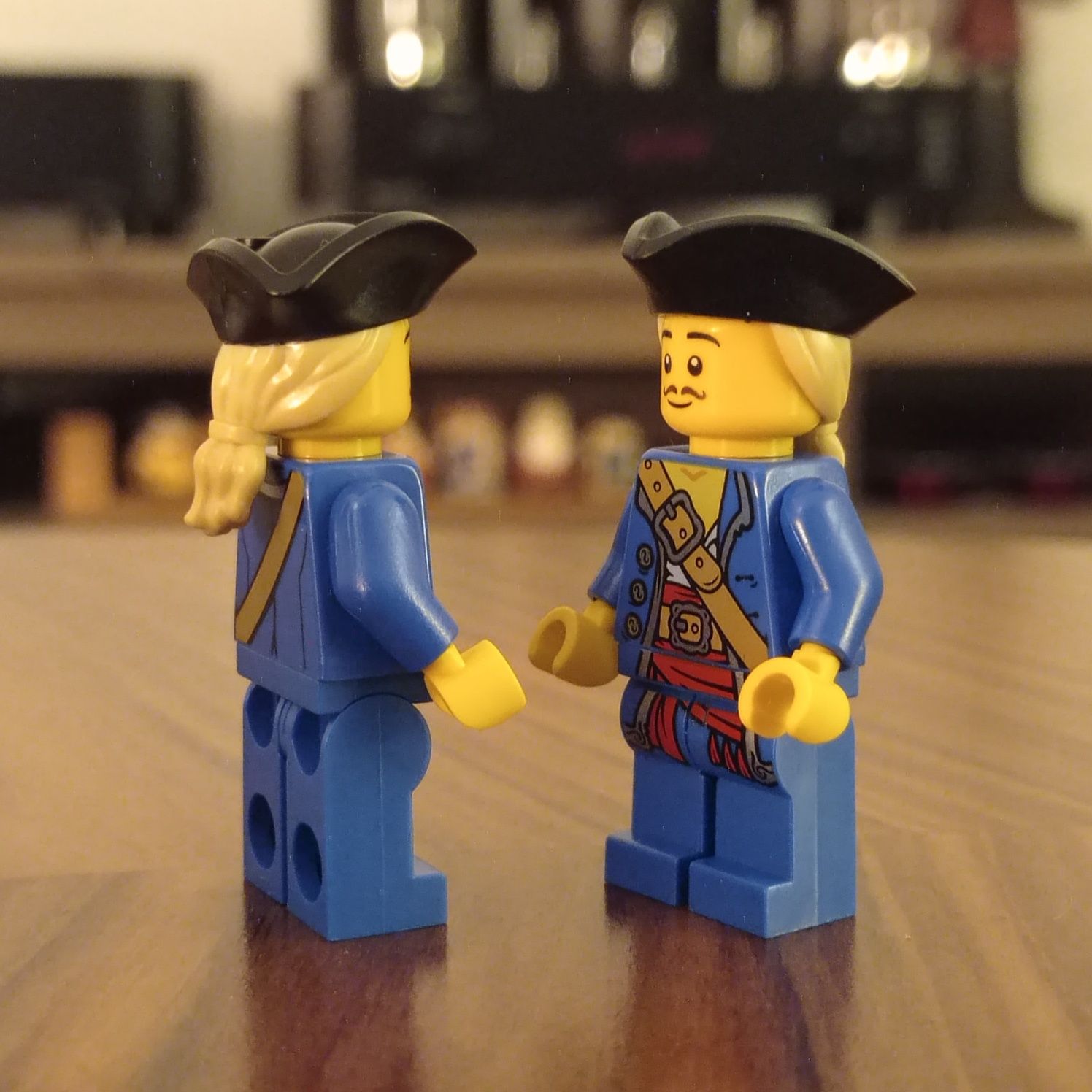 Minifigures LEGO pirates kultowa figurka admirał