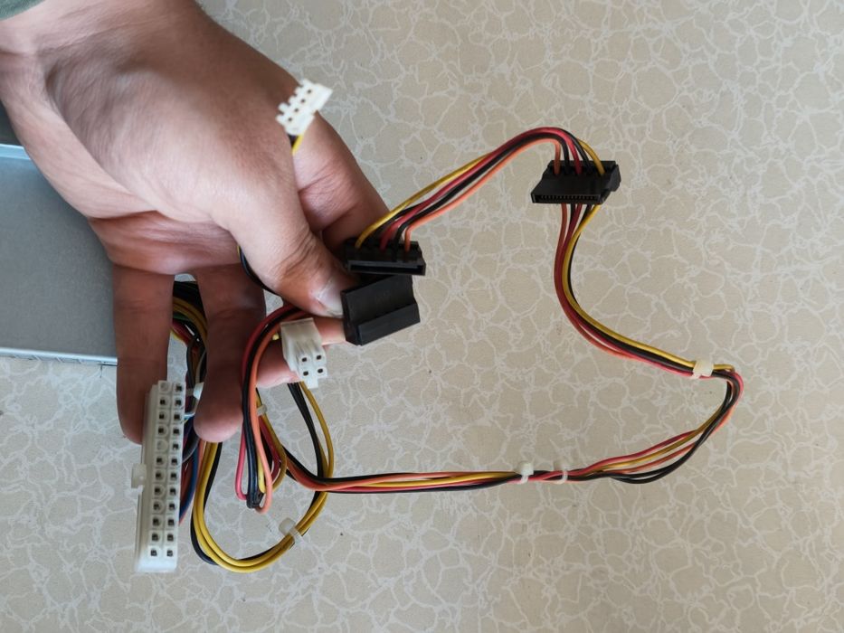 Fonte Fujitsu 250W - testada e a funcionar