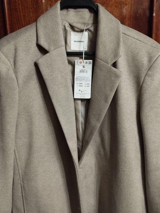 Пальто новое с этикеткой размер S и М