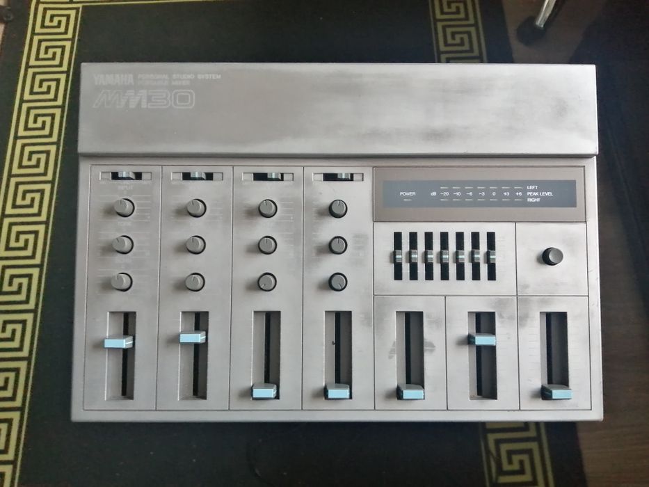 Mikser "YAMAHA MM-30"