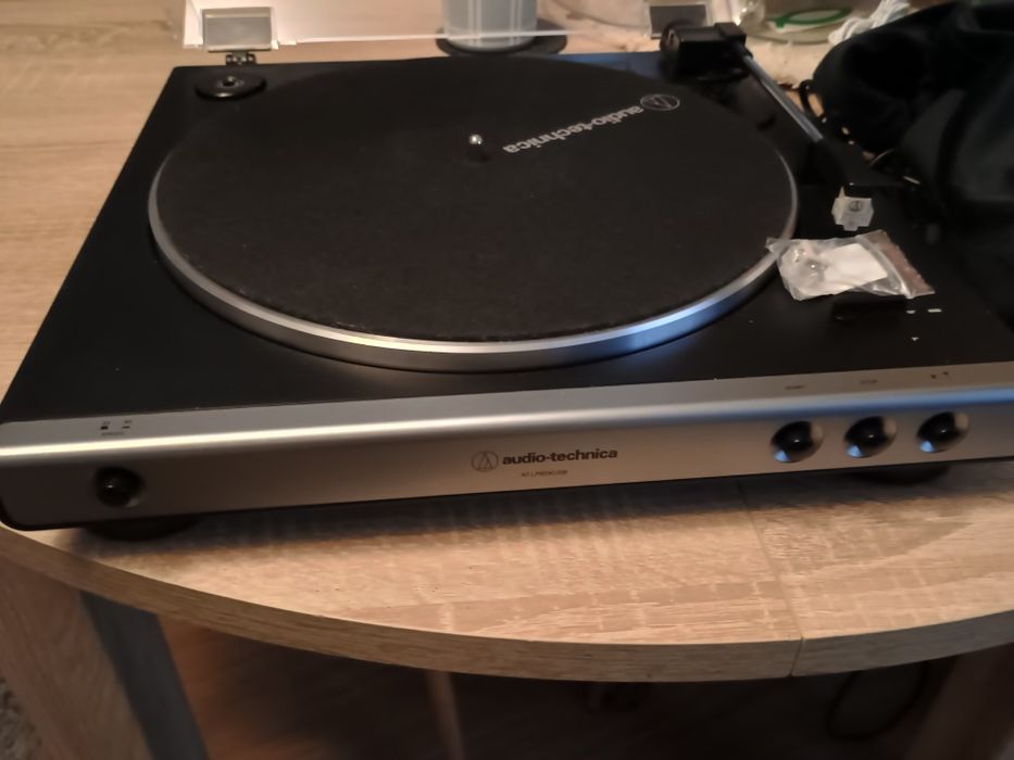 Gramofon audio-technica AT lp60x USB