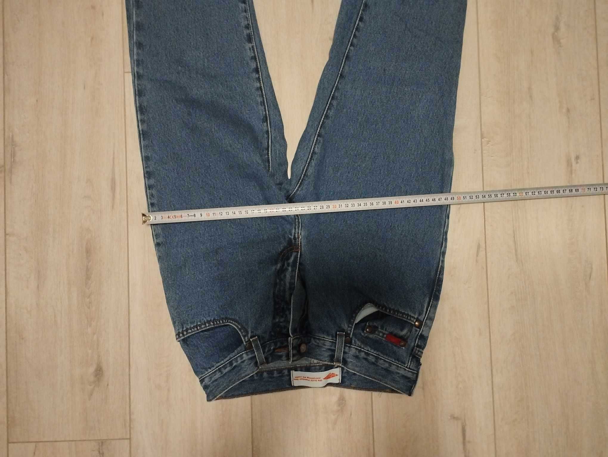 Damskie jeansy Lee Cooper