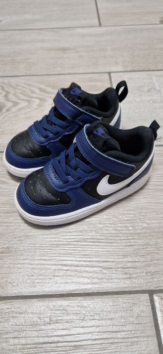 Nike Air Court granatowo czarne na rzepy