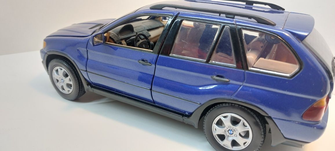 Bmw X5 skala 1,18
