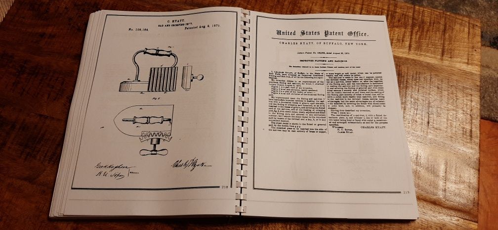 Katalog Starych Żelazek. Żelazko