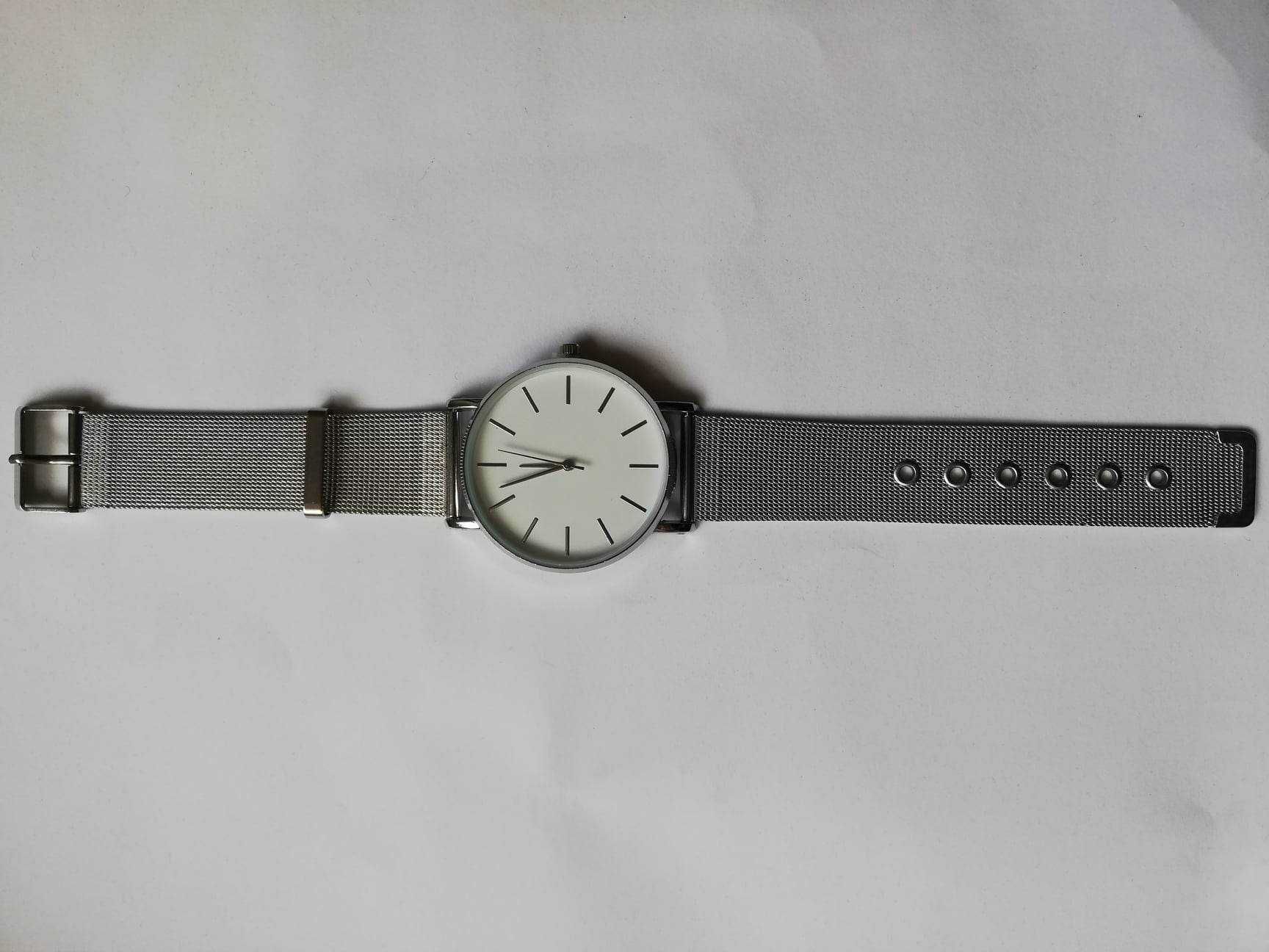 Klasyczny zegarek srebrny kwarcowy metalowa bransoleta