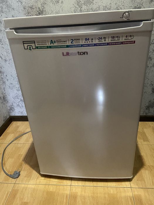 ММорозильна камера LIBERTON LVF 85-90HWhite
