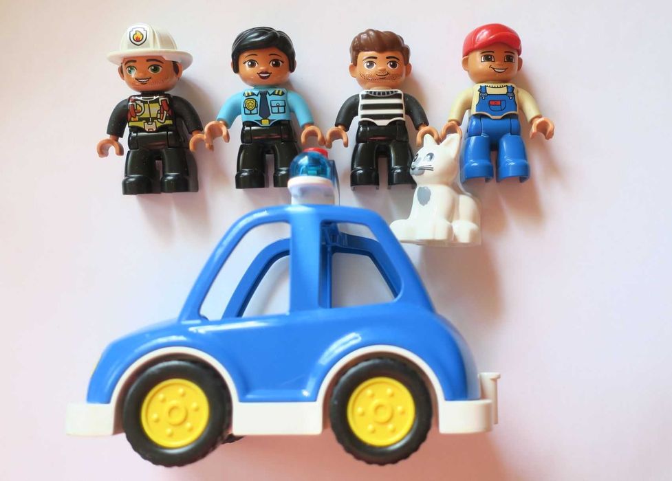 Ludziki LEGO Duplo interaktywny samochód i kot