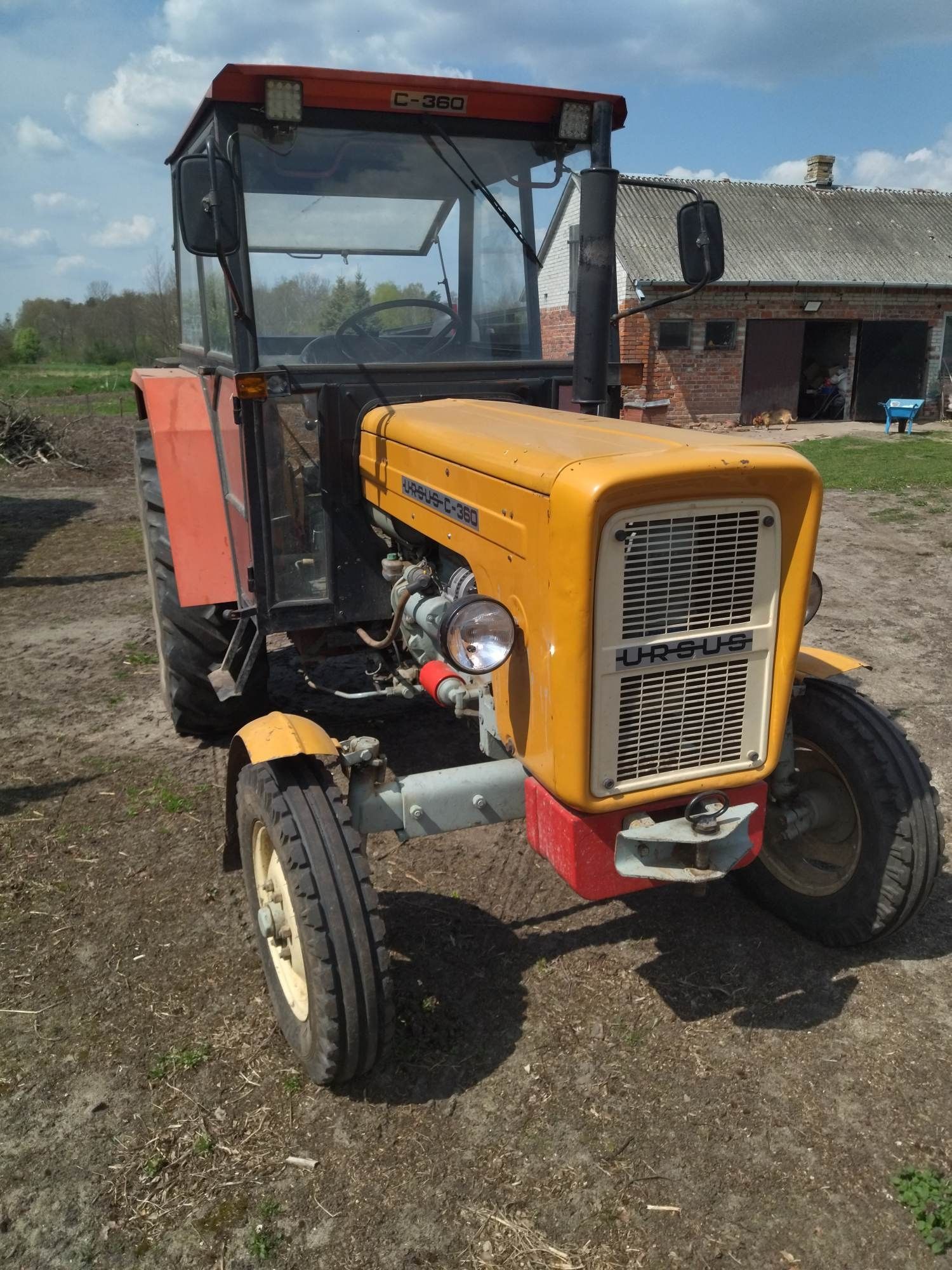 Sprzedam ursus c360 zadbany