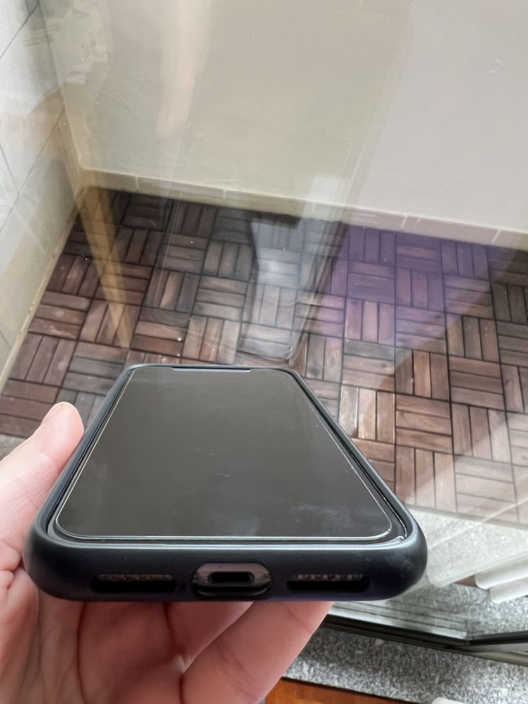 iPhone 11 64gb + capa e vidro temperado (sem qualquer problema)