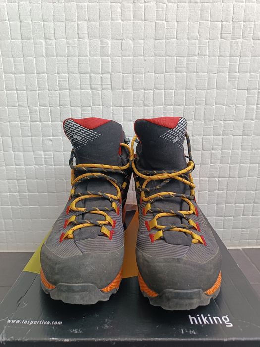 Botas de Montanha La Sportiva