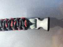 Pulseira de paracord