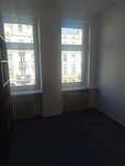 Małe biuro 9,80 m2 w centrum