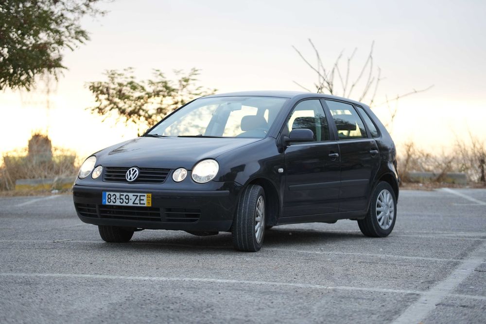 Volkswagen Polo 2004 1.2 Gasolina usado, bom estado