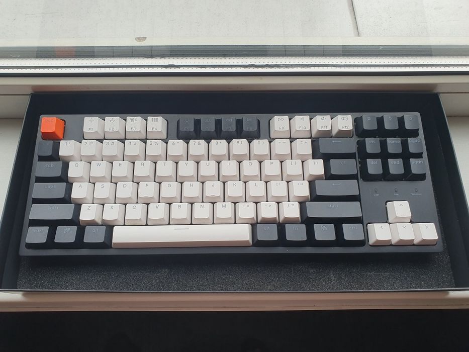 Механічна клавіатура Keychron C1