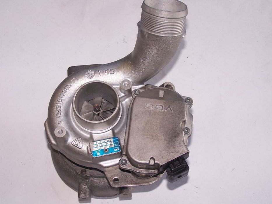 Turbosprężarka Audi A4 A6 A8 Q7 Phaeton Touareg  3,0 tdi Turbina